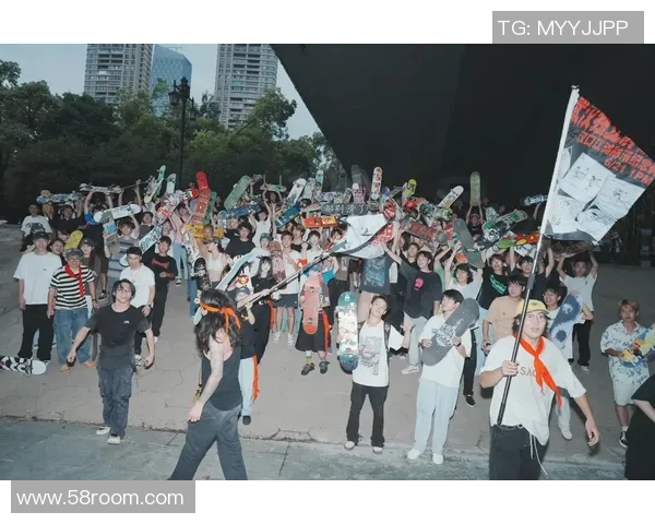 武汉极限运动队在滑板精英赛中的奋勇拼搏与突破之路揭秘