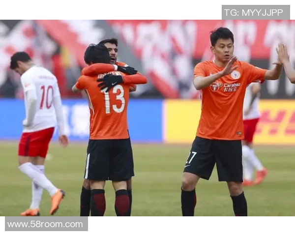 北京人和与大连直播对决精彩纷呈球迷期待激烈比赛瞬间 北京人和与大连直播对决精彩纷呈球迷期待激烈比赛瞬间